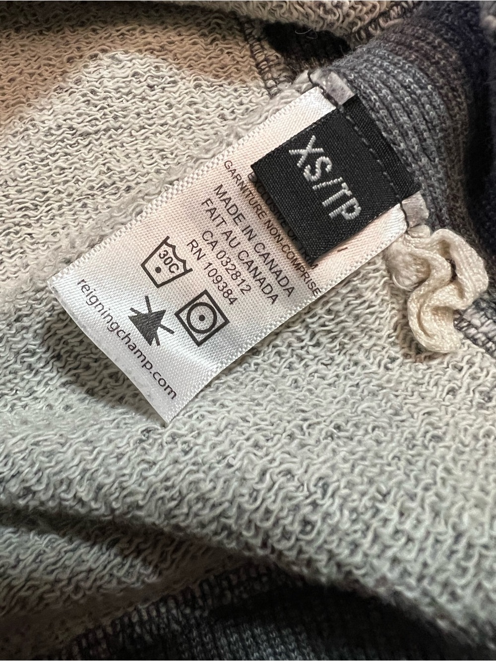Club Monaco Reigning Champ Men's Heather Charcoal Crewneck Sweatshirt - Picture 9 of 10